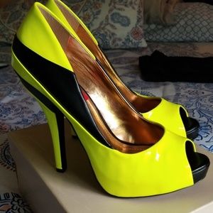 BCBGeneration platform heel